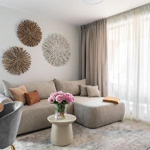 Scala 60K City Center Apartments With Parking By Lion Apartments